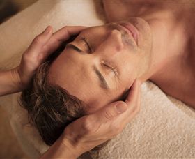 Prani Glow Day Spa - Sydneys Hotel 1