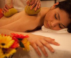 Prani Glow Day Spa - Sydneys Hotel 5