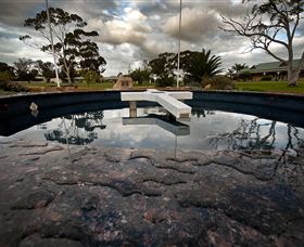 Roy Little Park Merredin - Sydneys Hotel 1