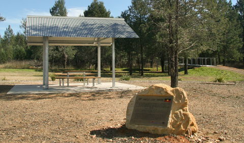Terry Hie Hie Picnic Area - Sydneys Hotel 0