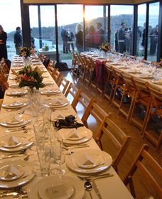 Amulet Vineyard And Beechworth Cider - Sydneys Hotel 2