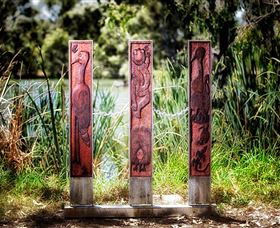 Wagirra Trail And Yindyamarra Sculpture Walk - Sydneys Hotel 4