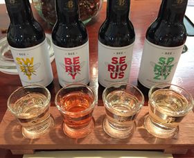 Beechworth Honey Discovery - Sydneys Hotel 2