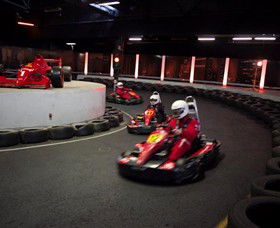 Auscarts Racing - Sydneys Hotel 1