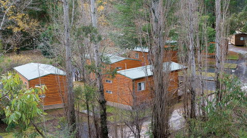 Wombeyan Karst Conservation Reserve - Sydneys Hotel 1