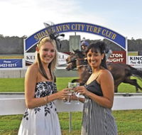 Shoalhaven City Turf Club - Sydneys Hotel