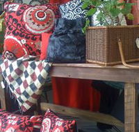 Bevs Remnant House - Sydneys Hotel