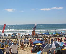 Blacksmiths Beach - Sydneys Hotel 1