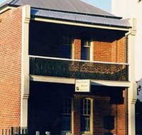 Miss Porters House - Sydneys Hotel