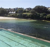 Clovelly Beach - Sydneys Hotel