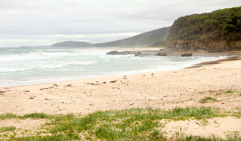 Pretty Beach To Durras Mountain Walking Track - Sydneys Hotel 1