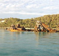 Tangalooma Wrecks Dive Site - Sydneys Hotel