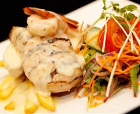 Manning River Hotel - Sydneys Hotel 0