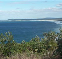 Delicate Beach - Sydneys Hotel