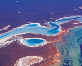 Big Lagoon - Sydneys Hotel 2