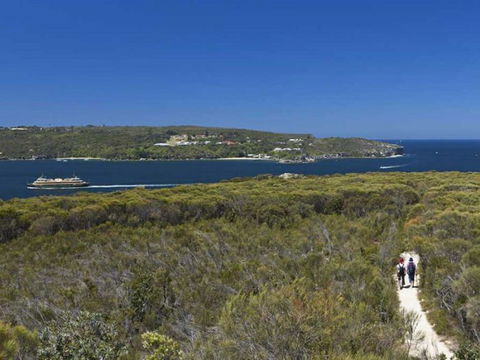 Sydney Coast Walks - Sydneys Hotel 7