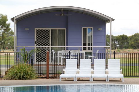 BIG4 Deniliquin Holiday Park - Sydneys Hotel 21
