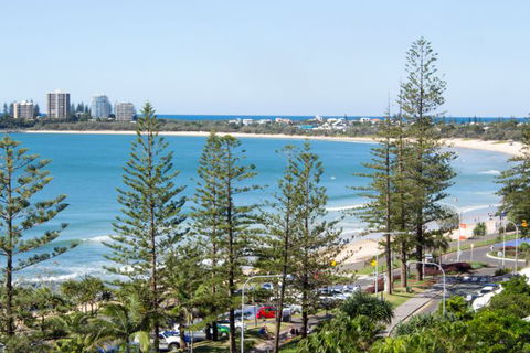 Pacific Beach Resort - Sydneys Hotel 7