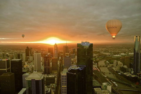 Melbourne Balloon Flights, The Peaceful Adventure - Sydneys Hotel 0