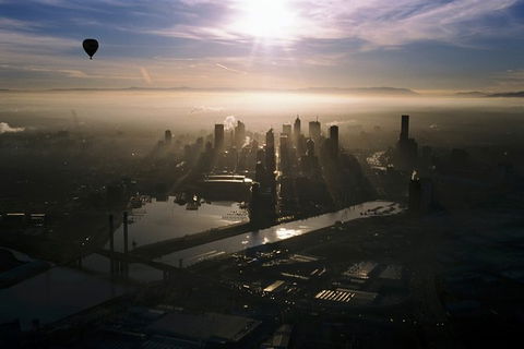 Melbourne Balloon Flights, The Peaceful Adventure - Sydneys Hotel 10