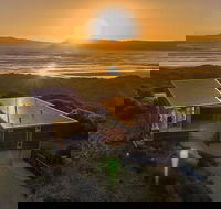 Bruny Island 3-Day Guided Walk with Wine and Cheese Tasting - Sydneys Hotel