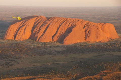Uluru & Resort Postcard Flight - Sydneys Hotel 0