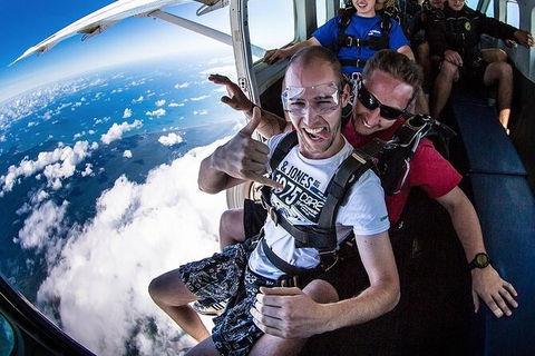 Byron Bay Tandem Sky Dive - Sydneys Hotel 6