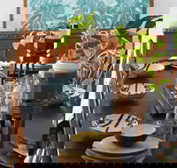 Island Collective - Sydneys Hotel