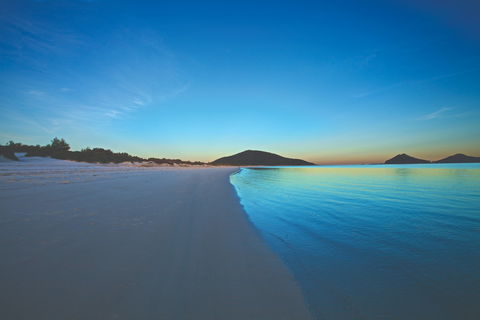 Jimmys Beach - Sydneys Hotel 0