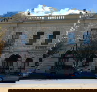 Naracoorte Town Hall - Sydneys Hotel
