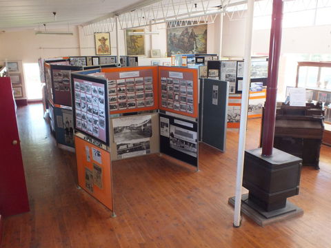 Stewarts Visitor Information And Gallery - Sydneys Hotel 2