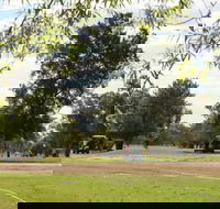 Warren Golf Club - Sydneys Hotel