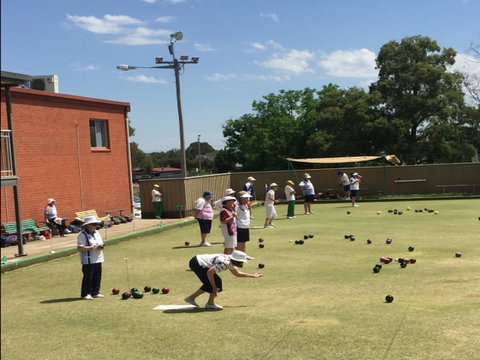 Boorowa Ex-Services And Citizens Club - Sydneys Hotel 2