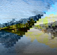 Dholuwuy Bay - Sydneys Hotel