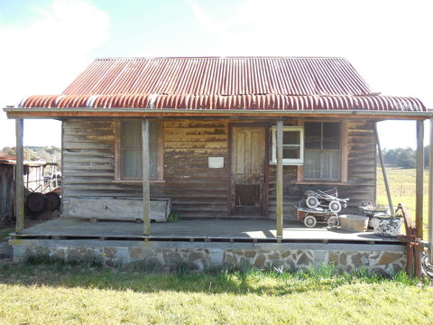 Oberon And District Museum - Sydneys Hotel 1