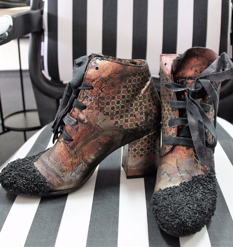 Obsession Shoes Boutique - Sydneys Hotel 1