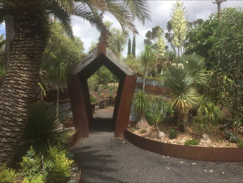 Roraima Nursery And Cafe - Sydneys Hotel 0