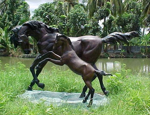 Summerland Antiques And Garden Centre - Sydneys Hotel 0