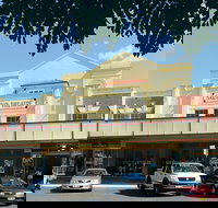 The Saraton Theatre Grafton - Sydneys Hotel