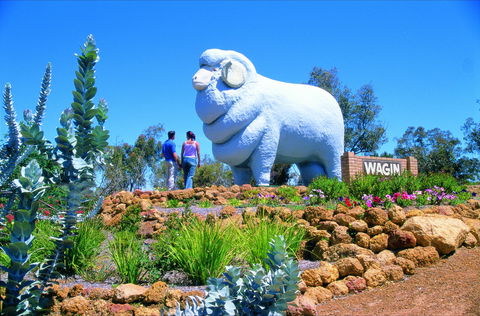 Wagin - Sydneys Hotel 0