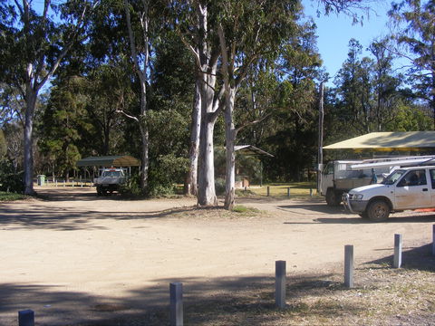 Lions Park - Nanango - Sydneys Hotel 0