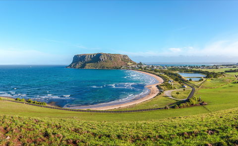 Stanley And The North West - Sydneys Hotel 1