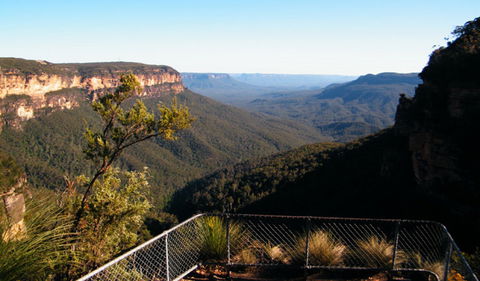 Valley Of The Waters - Sydneys Hotel 0