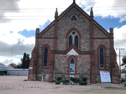 Copper Coast Baptist Church, Wallaroo - Sydneys Hotel 0