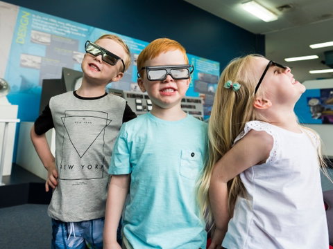 CSIRO Parkes Radio Telescope Visitor Centre - Sydneys Hotel 2