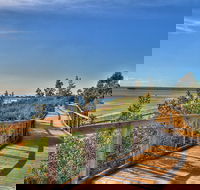 Frankston Foreshore and Pier Walk - Sydneys Hotel