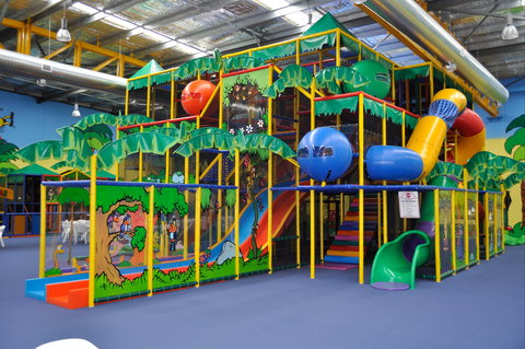 Go Bananas - Sydneys Hotel 0