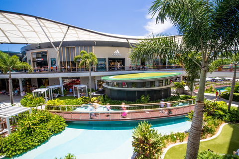 Pacific Fair Shopping Centre - Sydneys Hotel 2