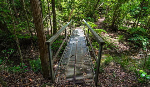 Rocky Crossing Walk - Sydneys Hotel 0