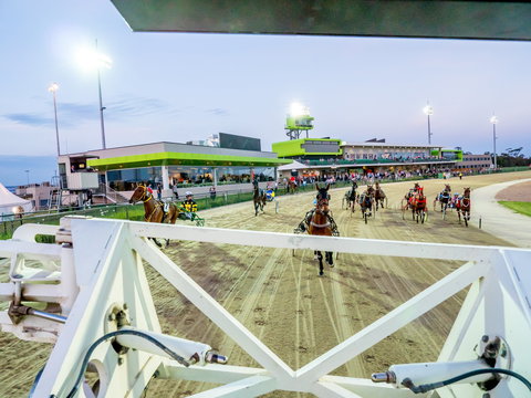 Tabcorp Park - Sydneys Hotel 1